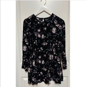 🎉 BOGO free 🎉 long sleeve floral dress